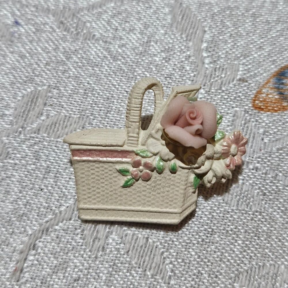 vintage coquette cottagecore white basket pink roses brooch